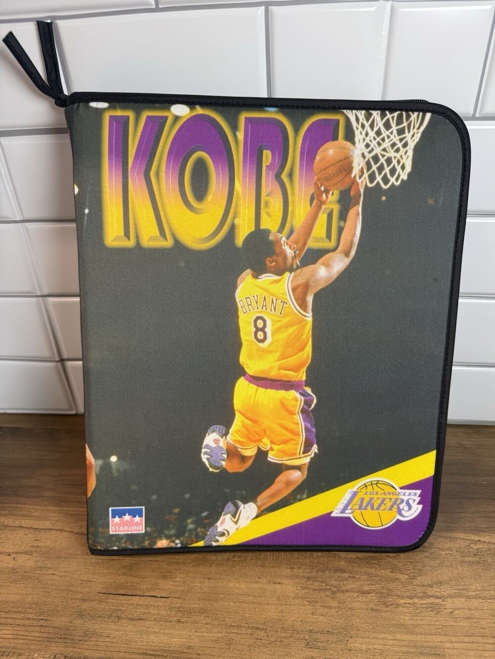 Vintage 1999 Kobe Bryant Los Angeles Lakers Zip Up Binder Fire Image